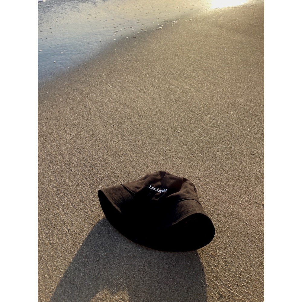 HAT Los Angeles bucket hat — In Black